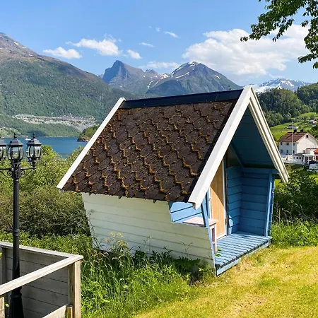 度假居 In Austefjorden
