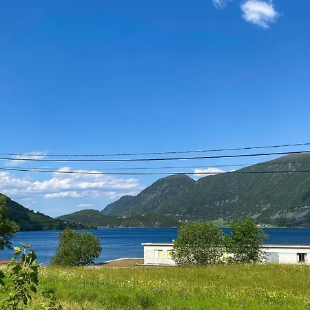 Semesterbostad In *
